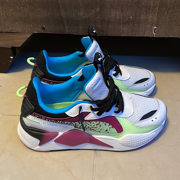 Ed-X Puma Running Shoes - Picture 2 of 3